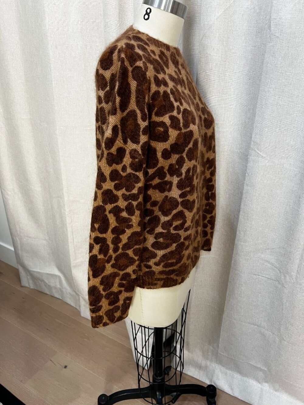 NWOT SEZANE Gianni Kid Mohair Crewneck Sweater in Leopard - Picture 8 of 12